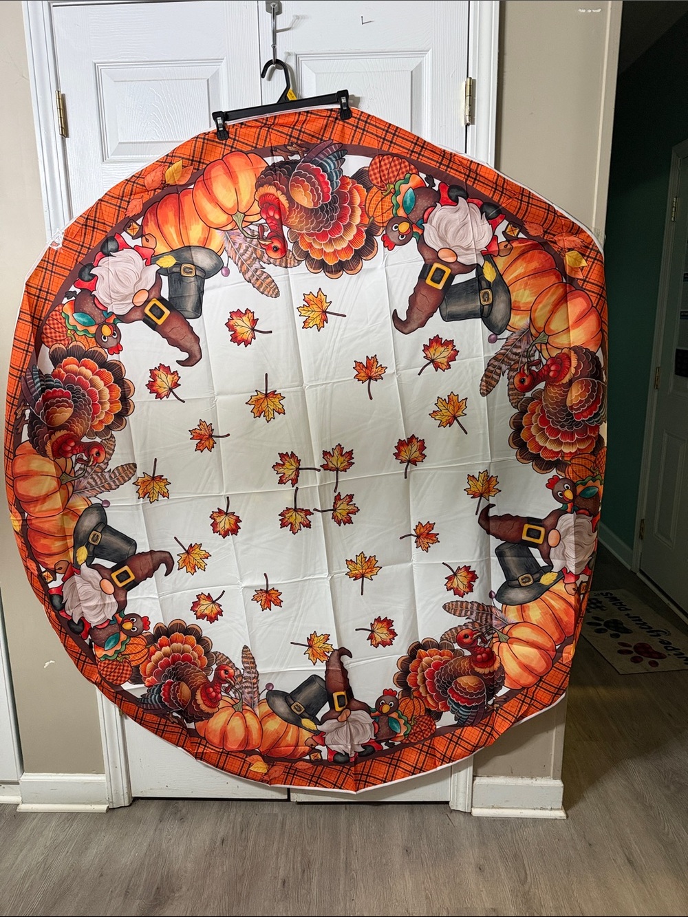 Thanksgiving Harvest Round Tablecloth Gnomes, Turkeys, Pumpkins 70x70  NEW